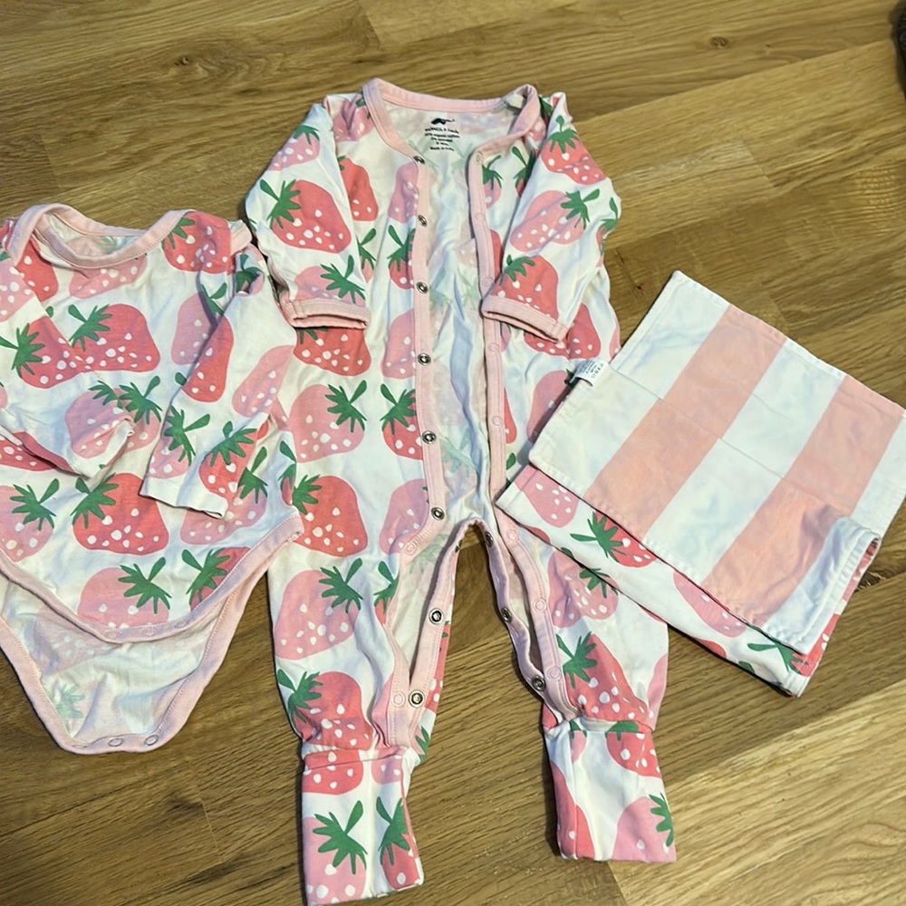 Monica and Andy baby strawberry onesies (two) and matching reversible burp cloth